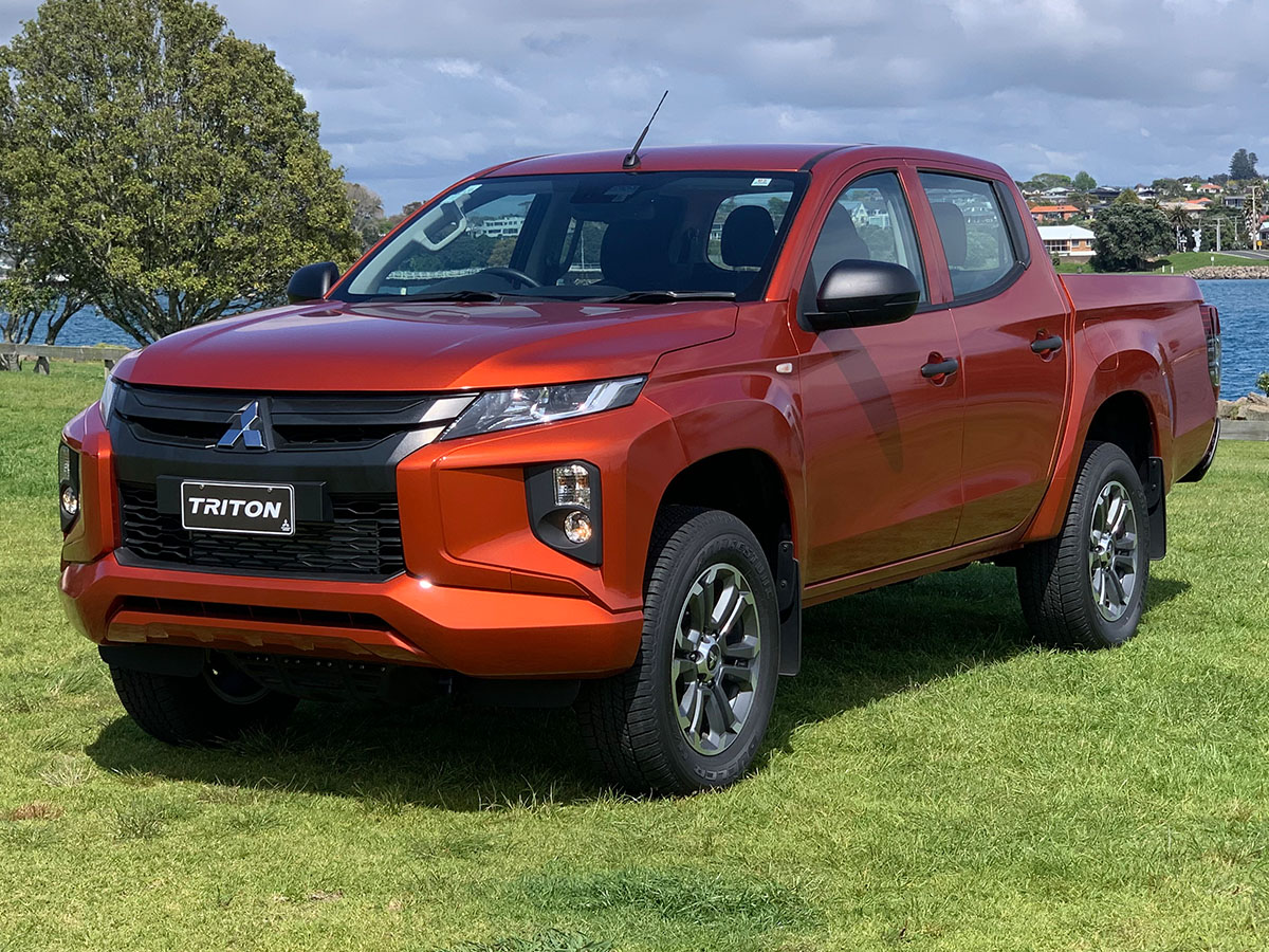 2023 Mitsubishi Triton GLX Double Cab 2WD Auto
