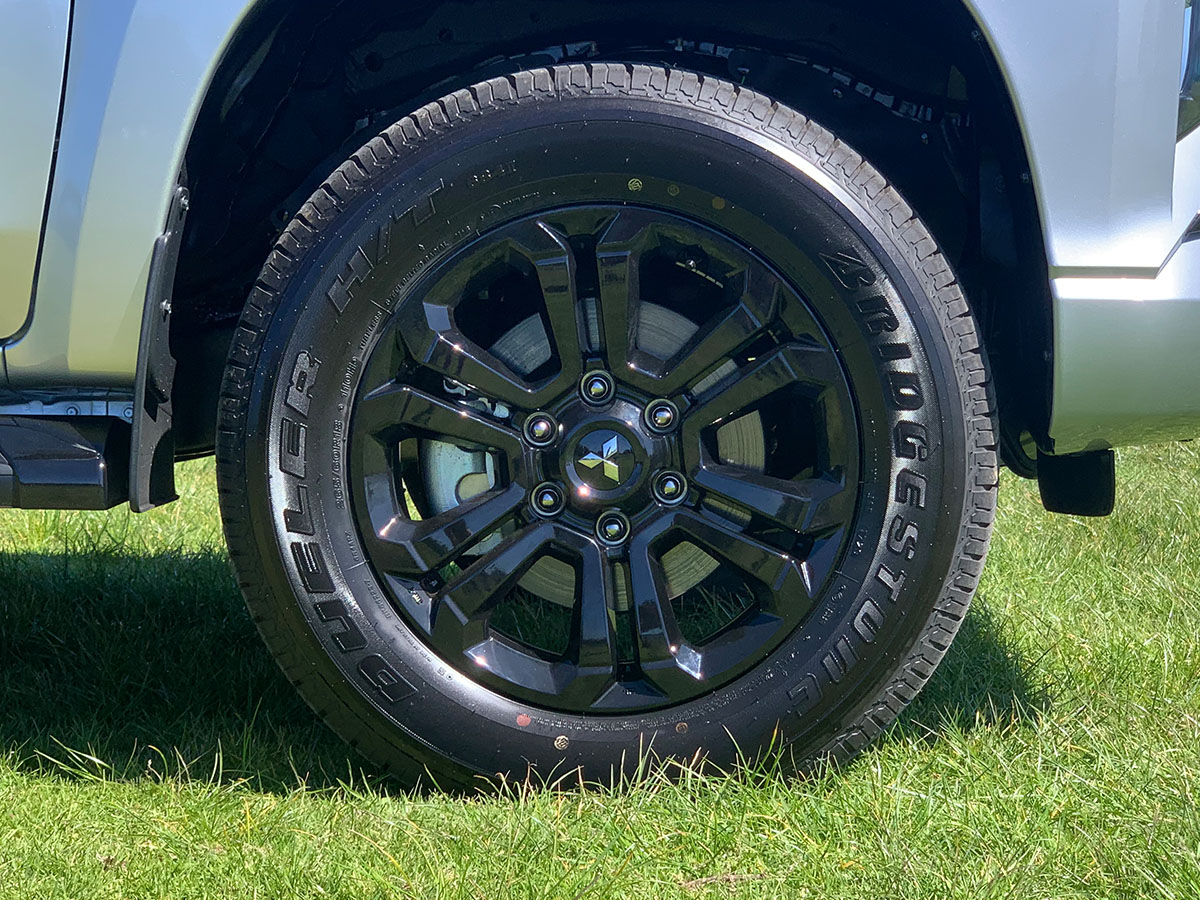 2024 Mitsubishi Triton GSR 4WD Auto 2.4L Diesel