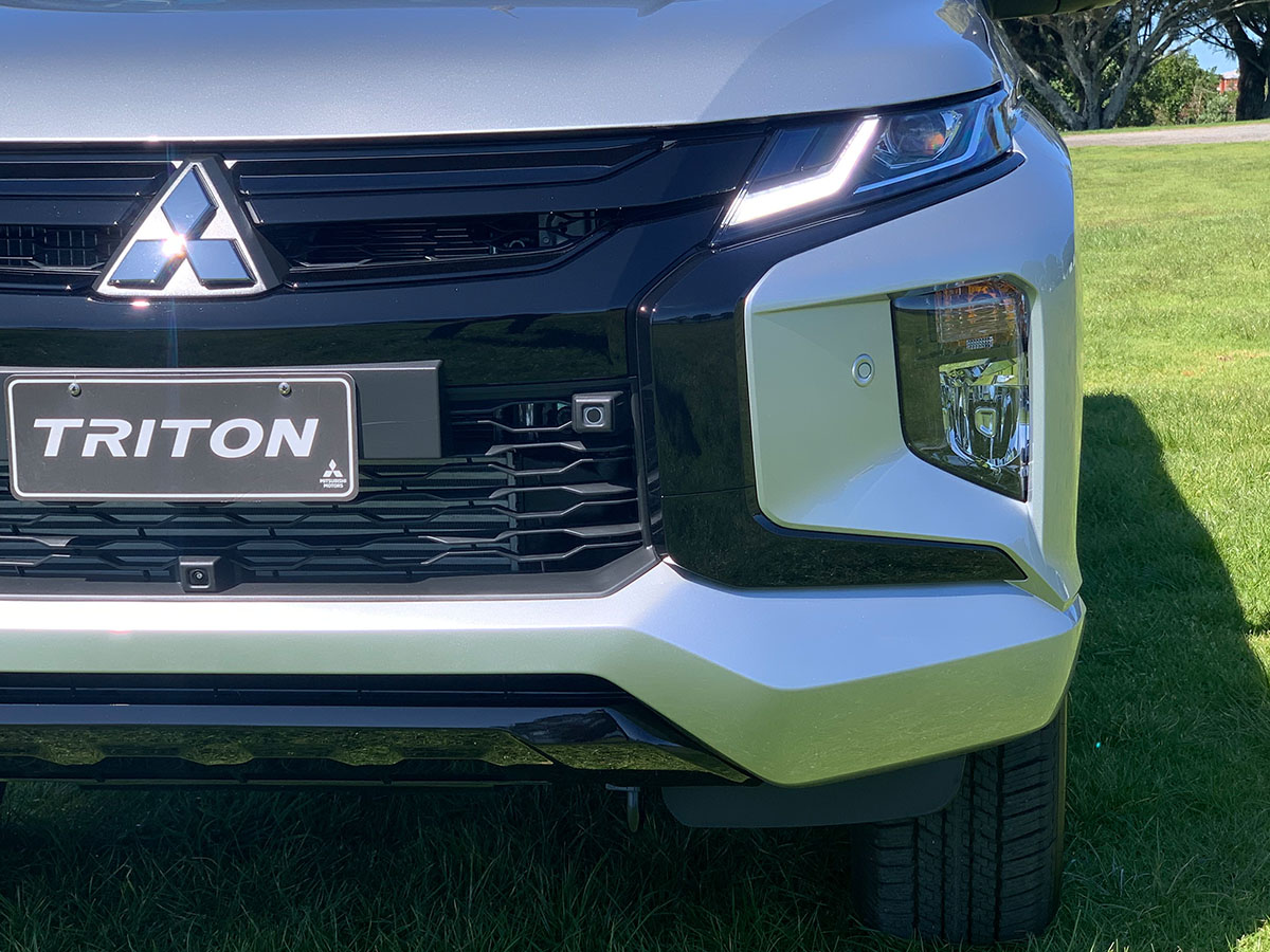 2024 Mitsubishi Triton GSR 4WD Auto 2.4L Diesel