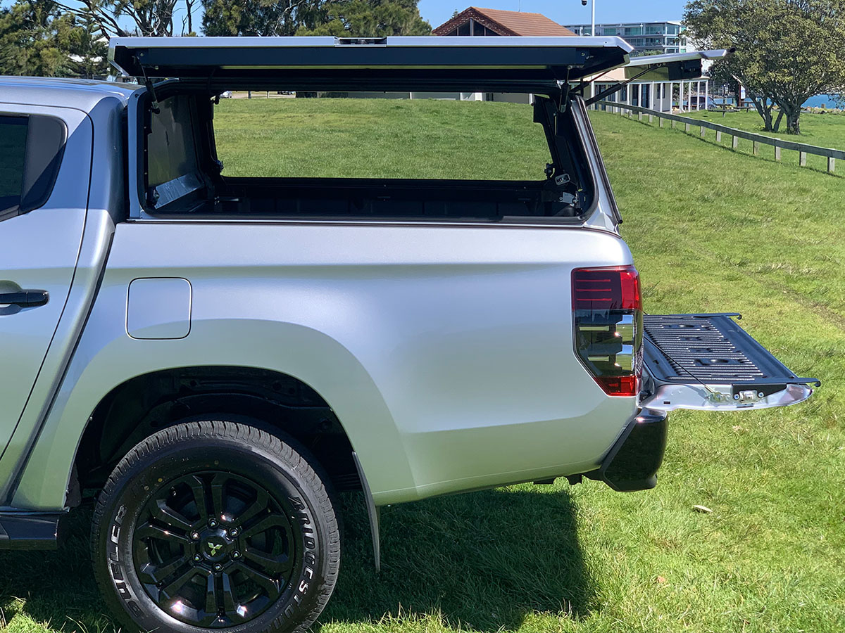 2024 Mitsubishi Triton GSR 4WD Auto 2.4L Diesel