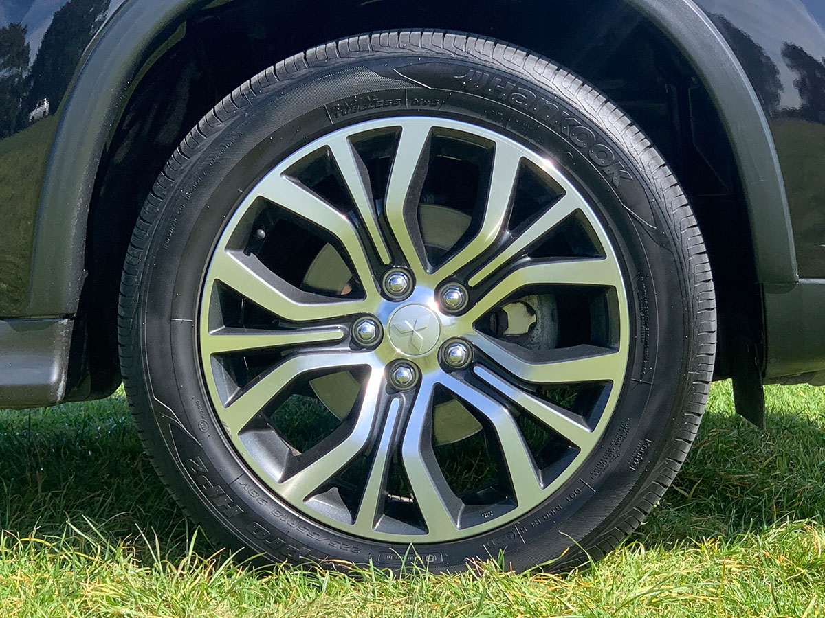 2017 Mitsubishi ASX XLS 2.0L 2WD Petrol Automatic