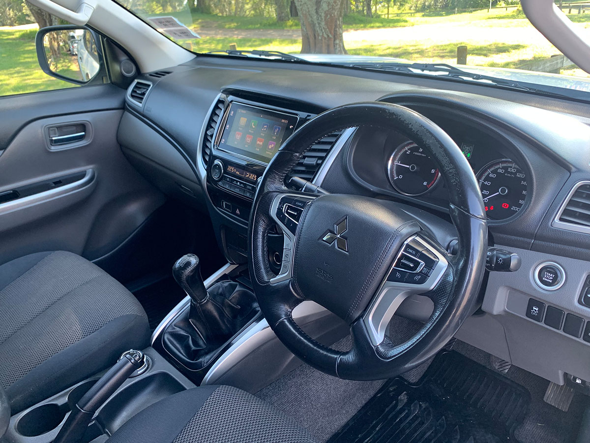 2018 Mitsubishi Triton GLSB 2.4L Diesel Turbo 4WD Black Edition