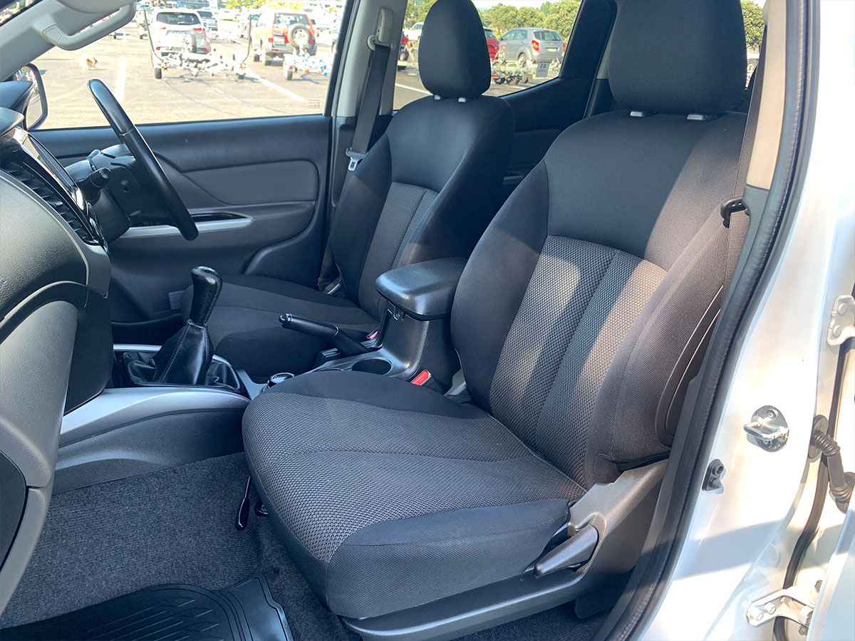 2018 Mitsubishi Triton GLSB 2.4L Diesel Turbo 4WD Black Edition