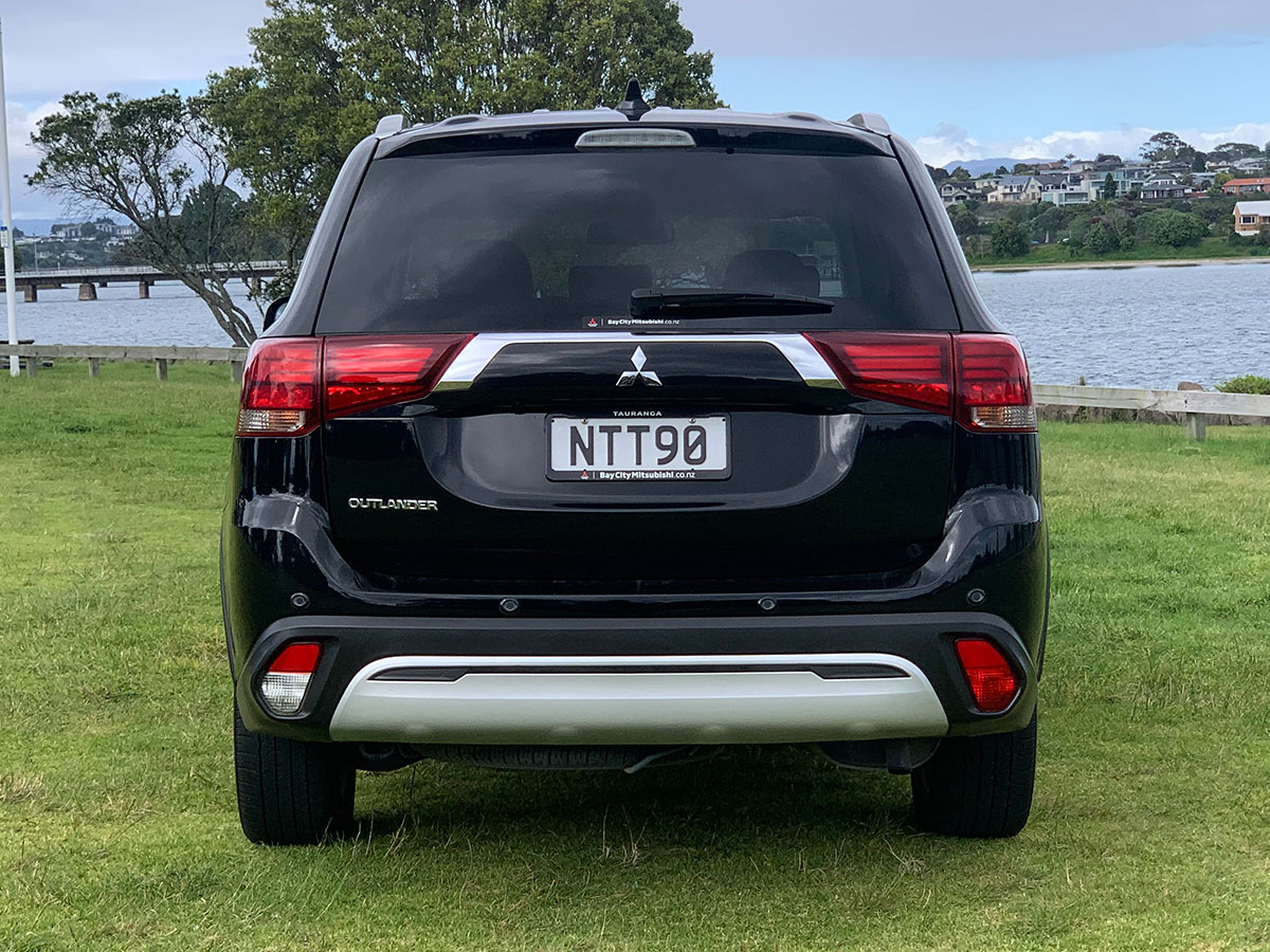 2021 Mitsubishi Outlander LS 2.4L Petrol 7 Seater Automatic