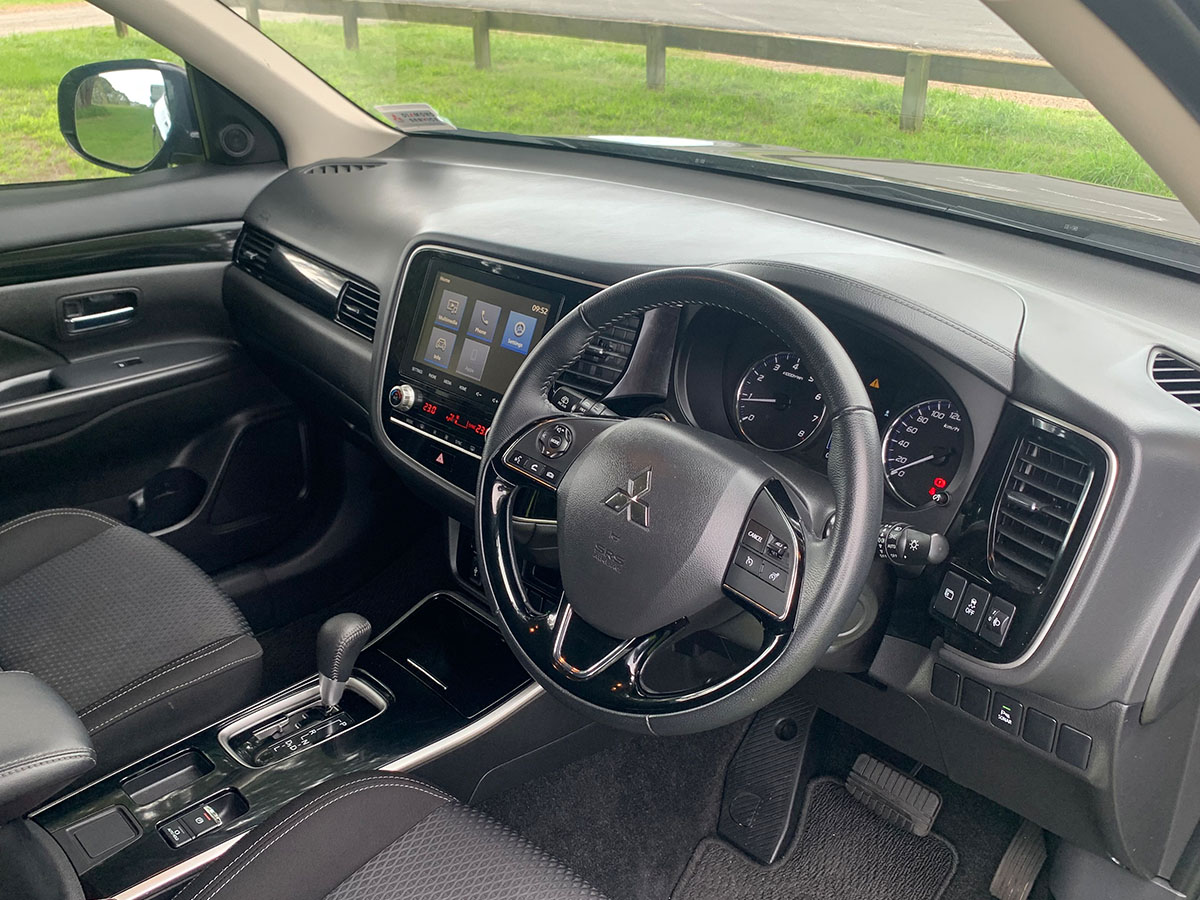 2021 Mitsubishi Outlander LS 2.4L Petrol 7 Seater Automatic