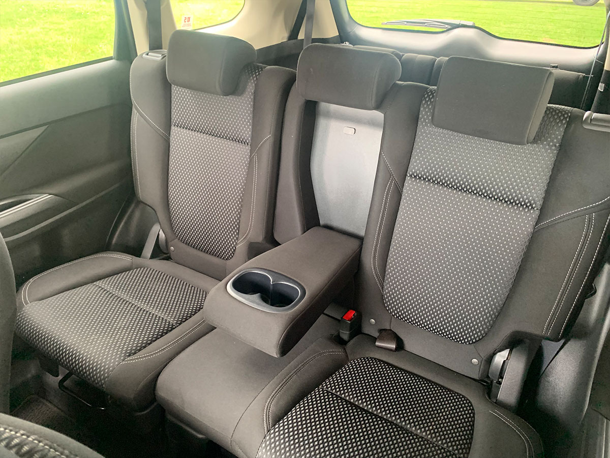 2021 Mitsubishi Outlander LS 2.4L Petrol 7 Seater Automatic