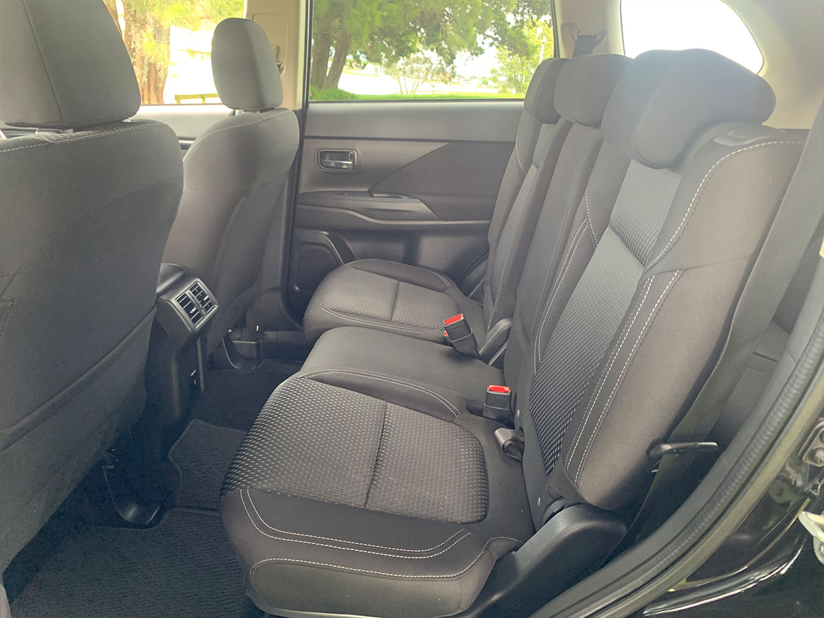 2021 Mitsubishi Outlander LS 2.4L Petrol 7 Seater Automatic