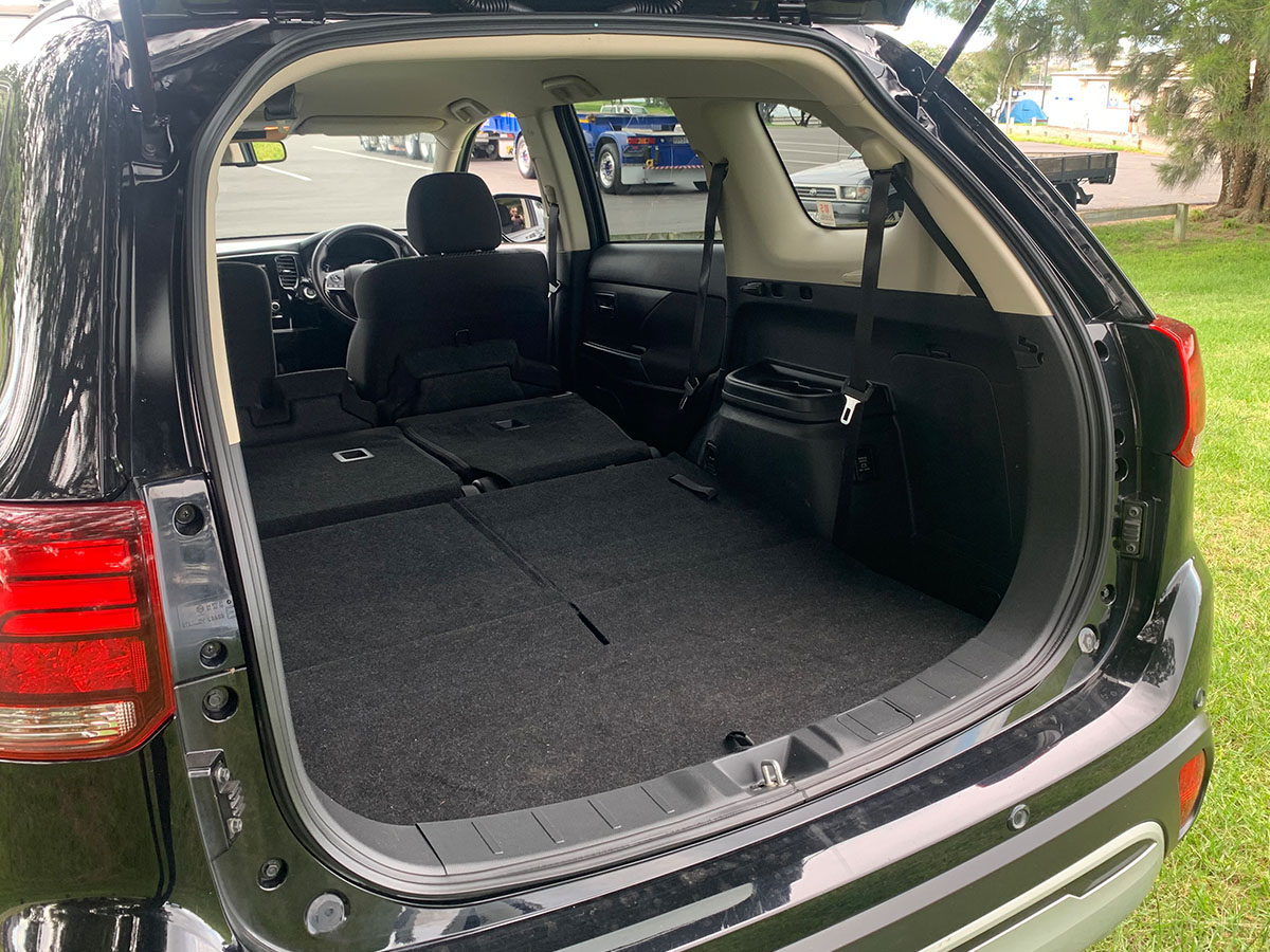 2021 Mitsubishi Outlander LS 2.4L Petrol 7 Seater Automatic