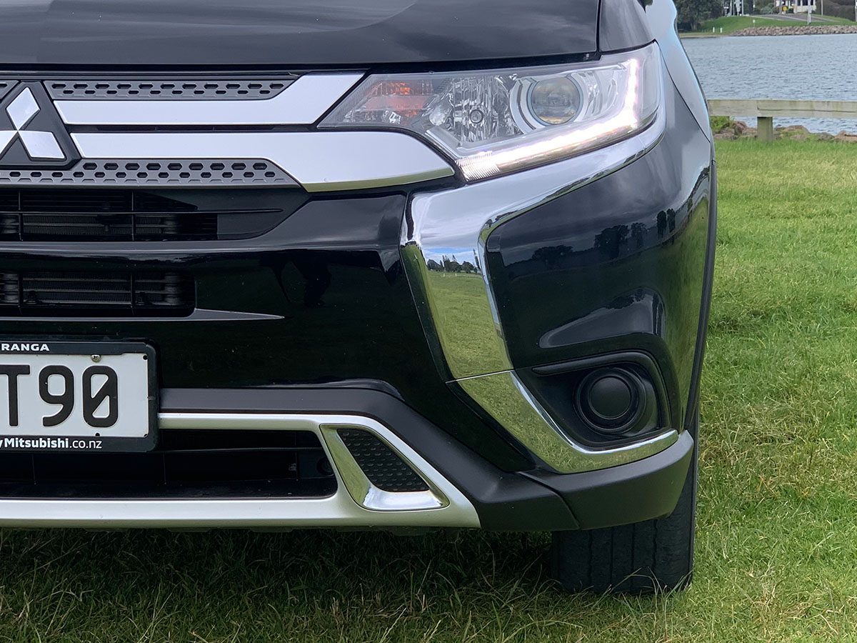 2021 Mitsubishi Outlander LS 2.4L Petrol 7 Seater Automatic