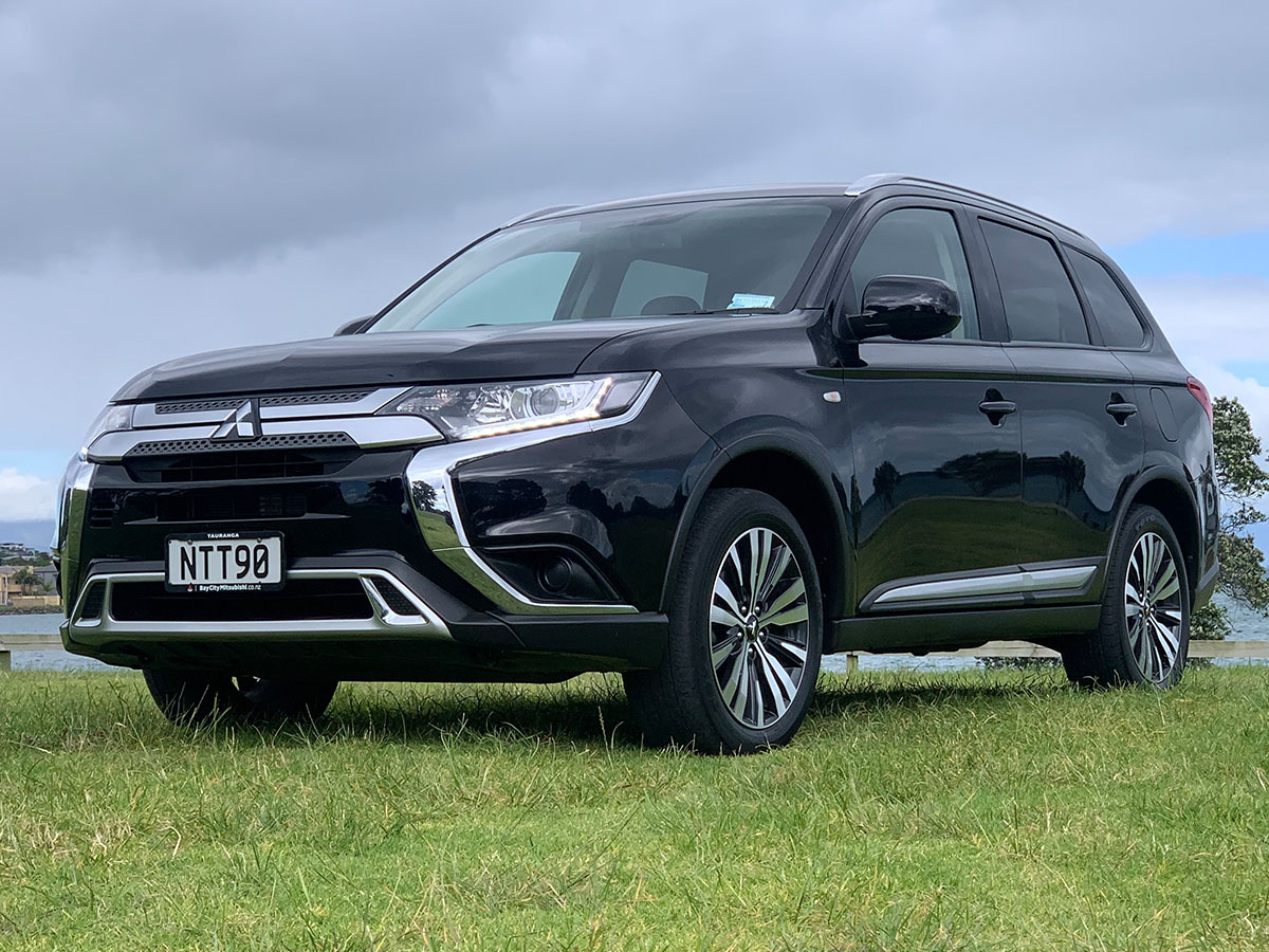 2021 Mitsubishi Outlander LS 2.4L Petrol 7 Seater Automatic