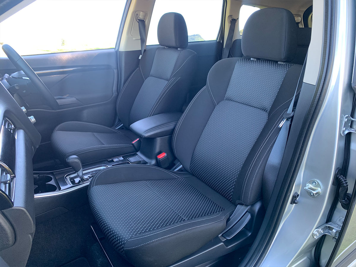 2021 Mitsubishi Outlander LS 2.4L Petrol 7 Seater Automatic