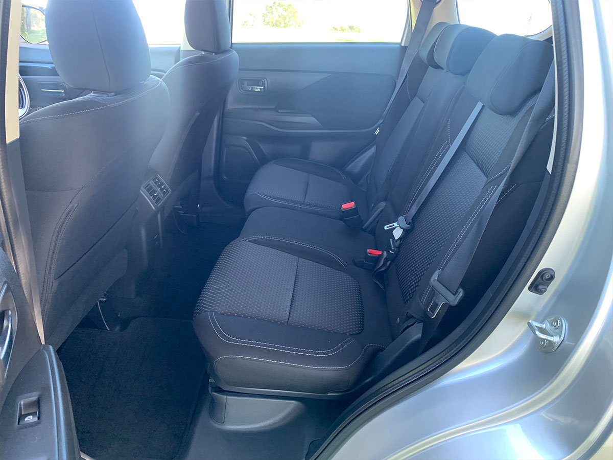 2021 Mitsubishi Outlander LS 2.4L Petrol 7 Seater Automatic