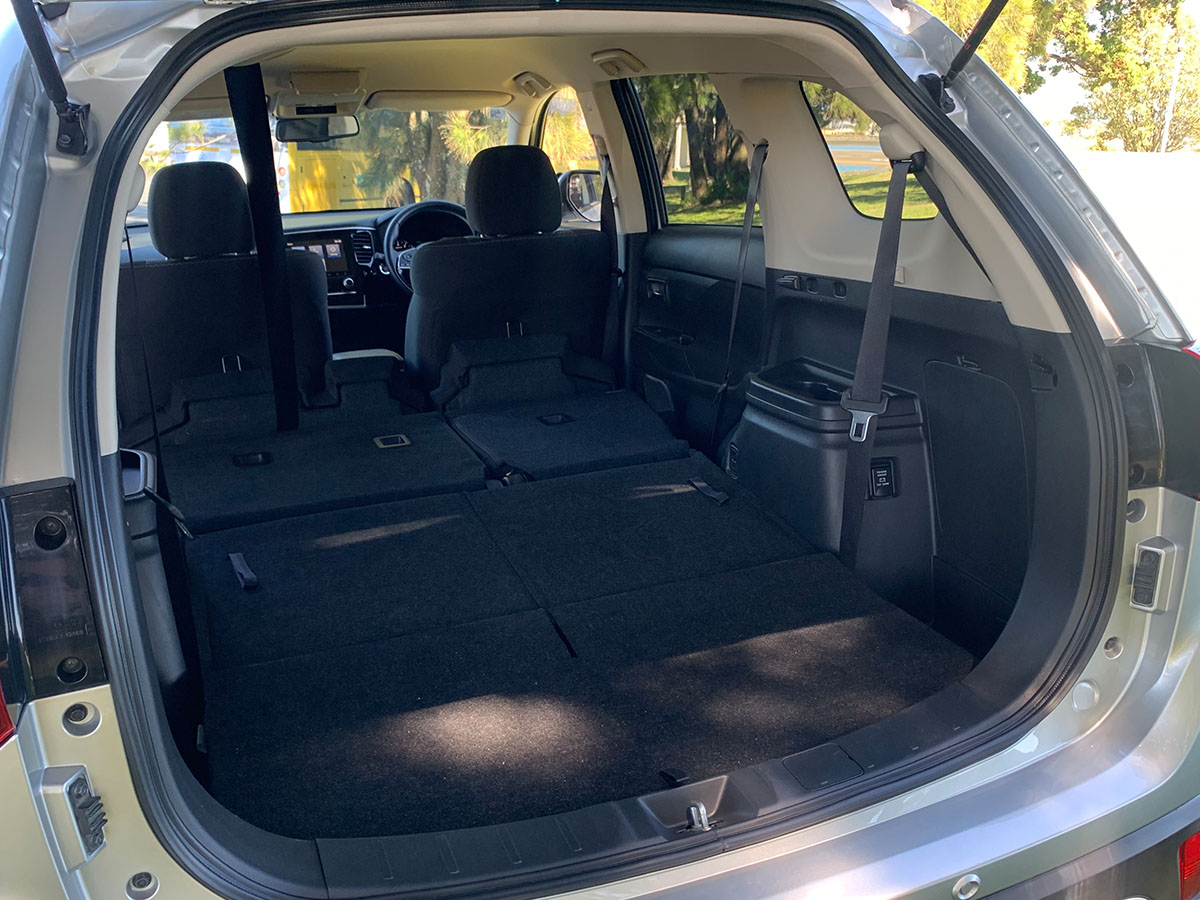 2021 Mitsubishi Outlander LS 2.4L Petrol 7 Seater Automatic