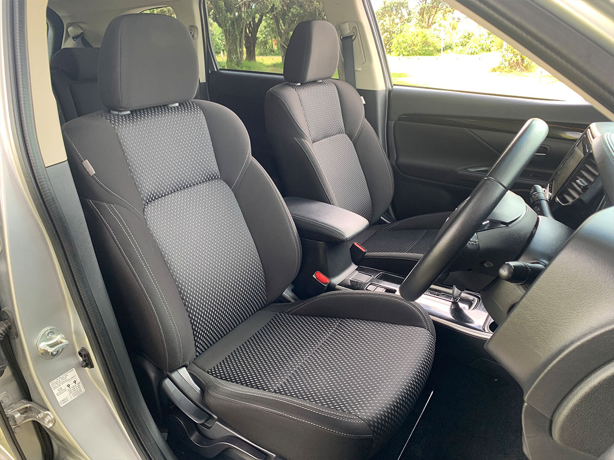 2021 Mitsubishi Outlander LS 2.4L Petrol 7 Seater Automatic