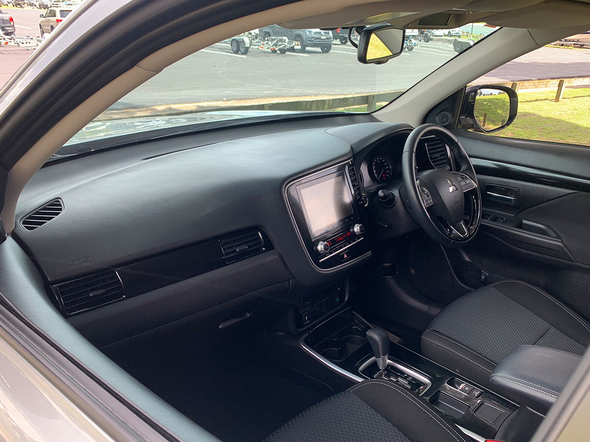 2021 Mitsubishi Outlander LS 2.4L Petrol 7 Seater Automatic