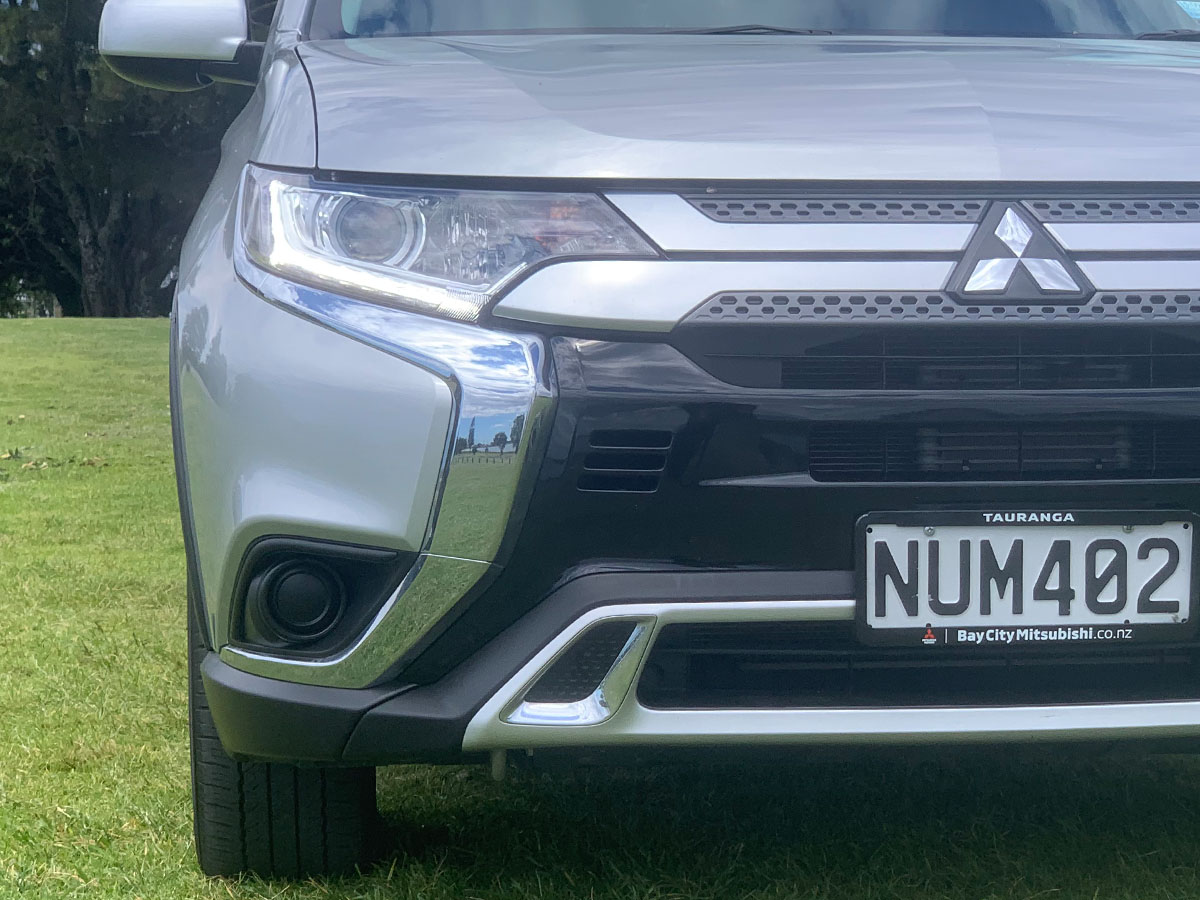 2021 Mitsubishi Outlander LS 2.4L Petrol 7 Seater Automatic