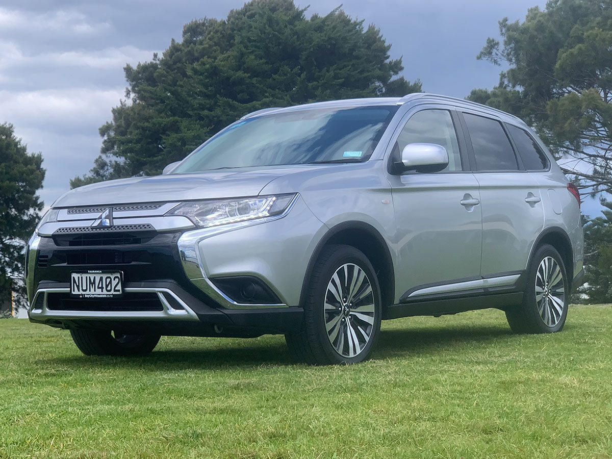2021 Mitsubishi Outlander LS 2.4L Petrol 7 Seater Automatic