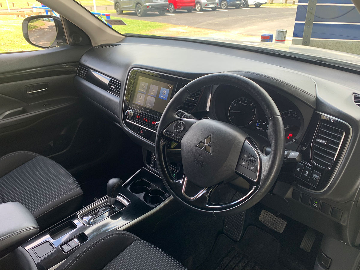 2021 Mitsubishi Outlander LS 2.4L Petrol 7 Seater Automatic