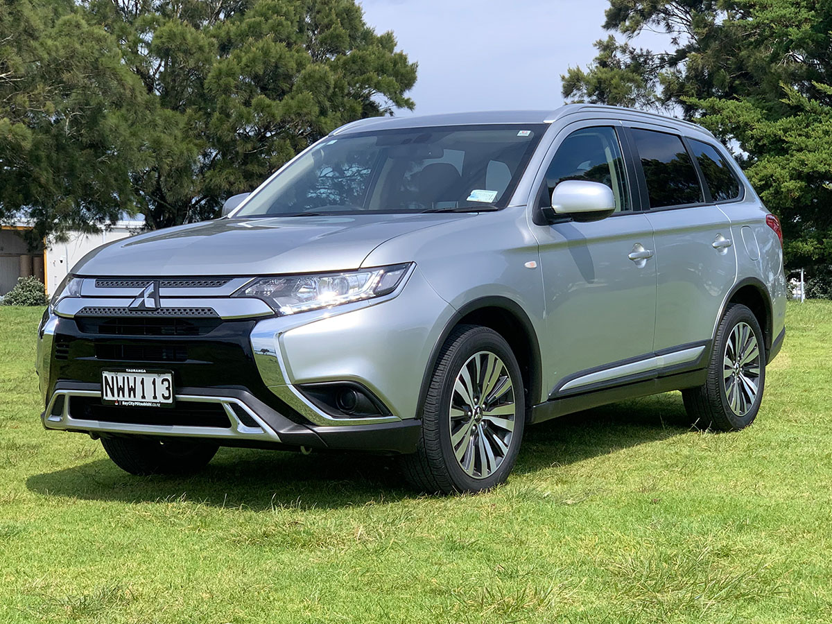 2021 Mitsubishi Outlander LS 2.4L Petrol 7 Seater Automatic