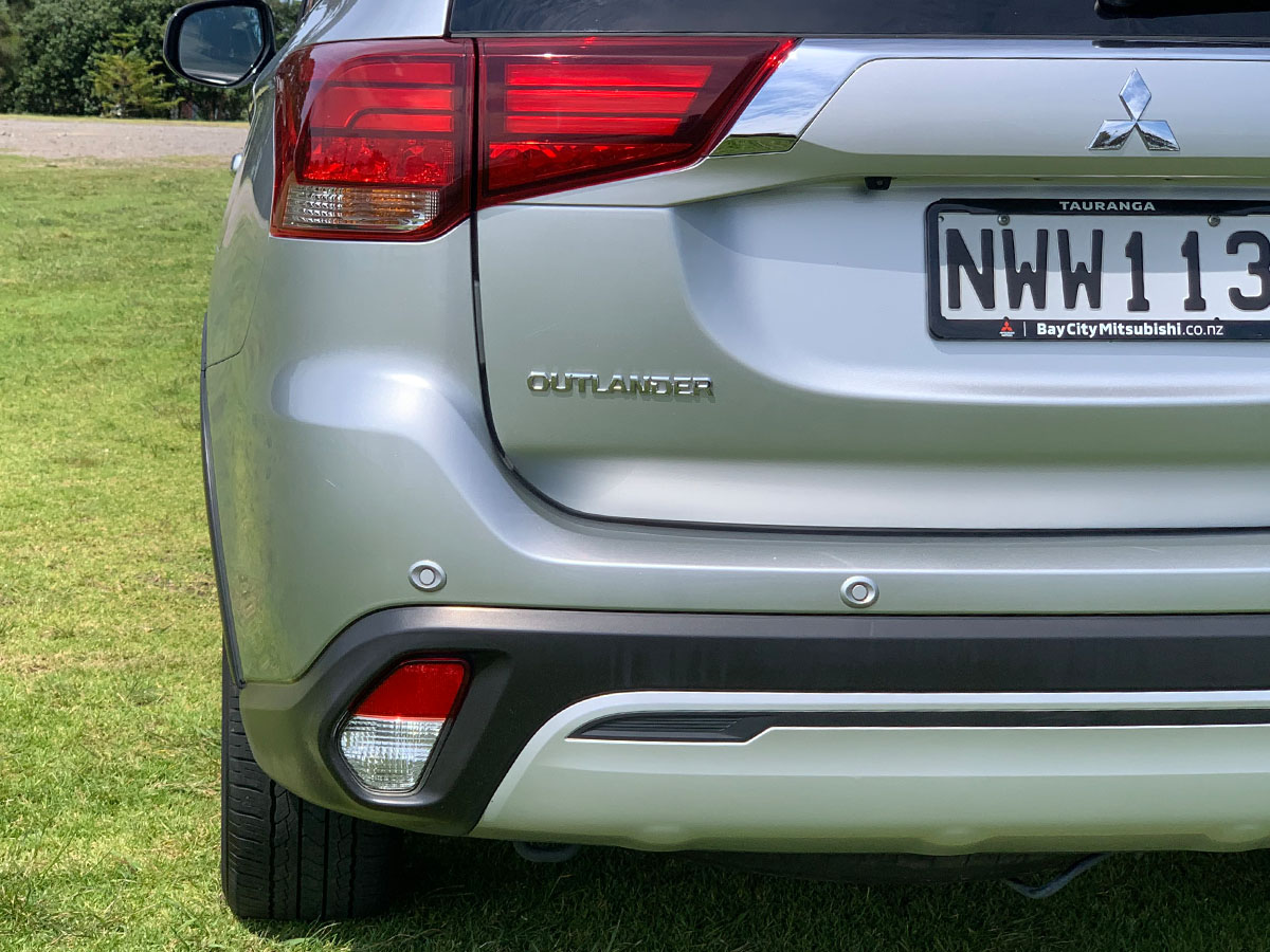 2021 Mitsubishi Outlander LS 2.4L Petrol 7 Seater Automatic