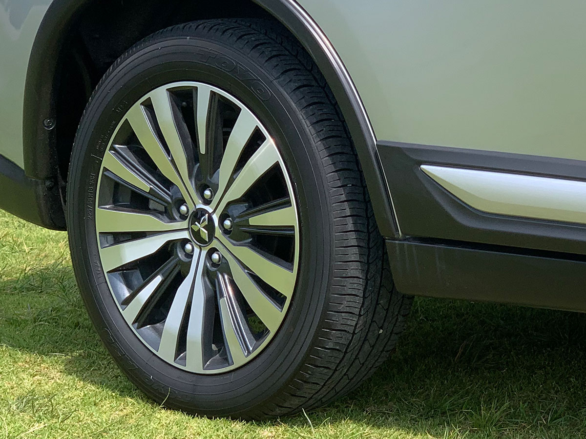 2021 Mitsubishi Outlander LS 2.4L Petrol 7 Seater Automatic