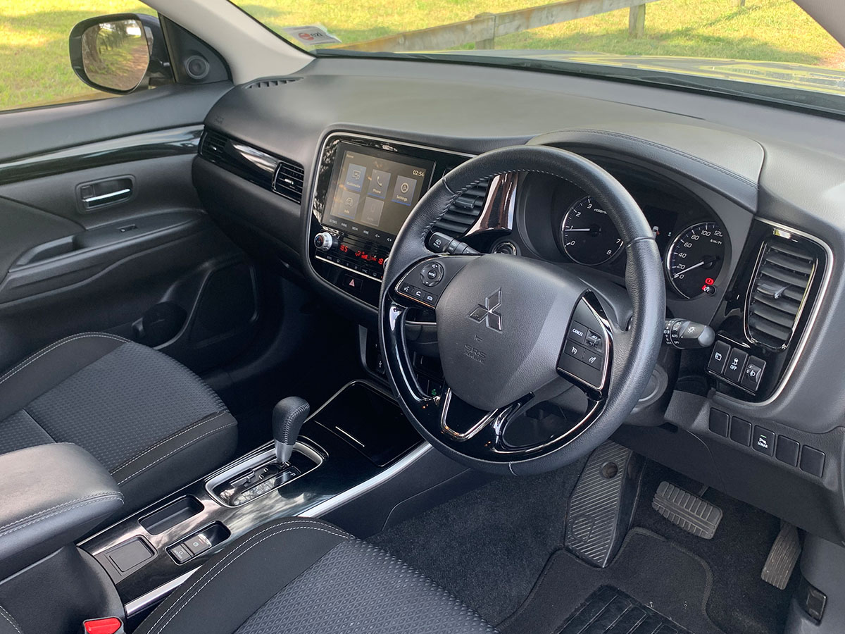 2021 Mitsubishi Outlander LS 2.4L Petrol 7 Seater Automatic