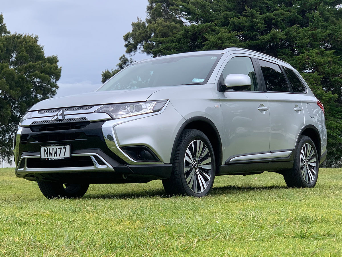 2021 Mitsubishi Outlander LS 2.4L Petrol 7 Seater Automatic