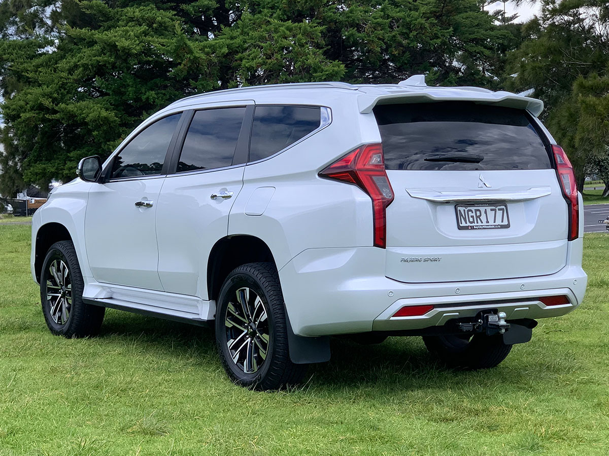 2021 Mitsubishi Pajero Sport VRX 2.4L Diesel 4WD 7 Seater