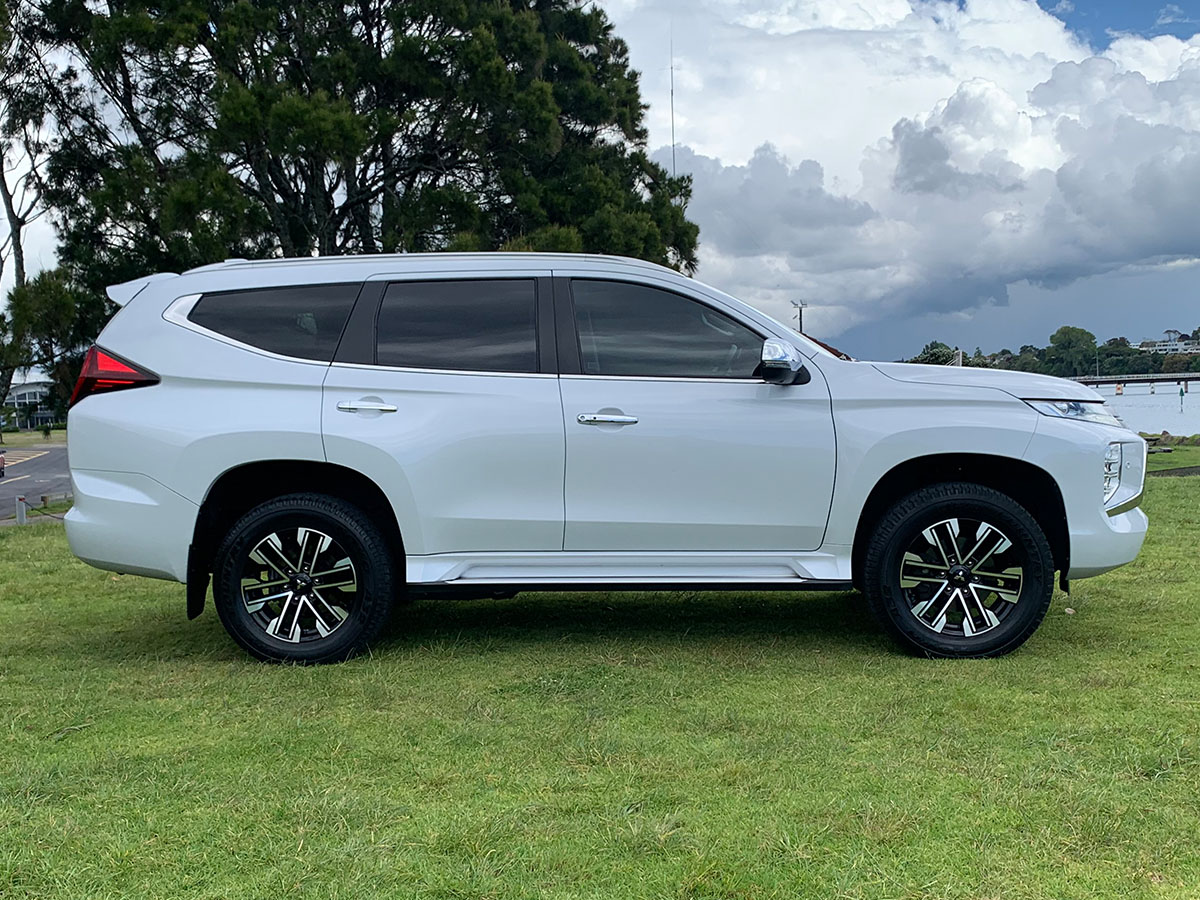 2021 Mitsubishi Pajero Sport VRX 2.4L Diesel 4WD 7 Seater