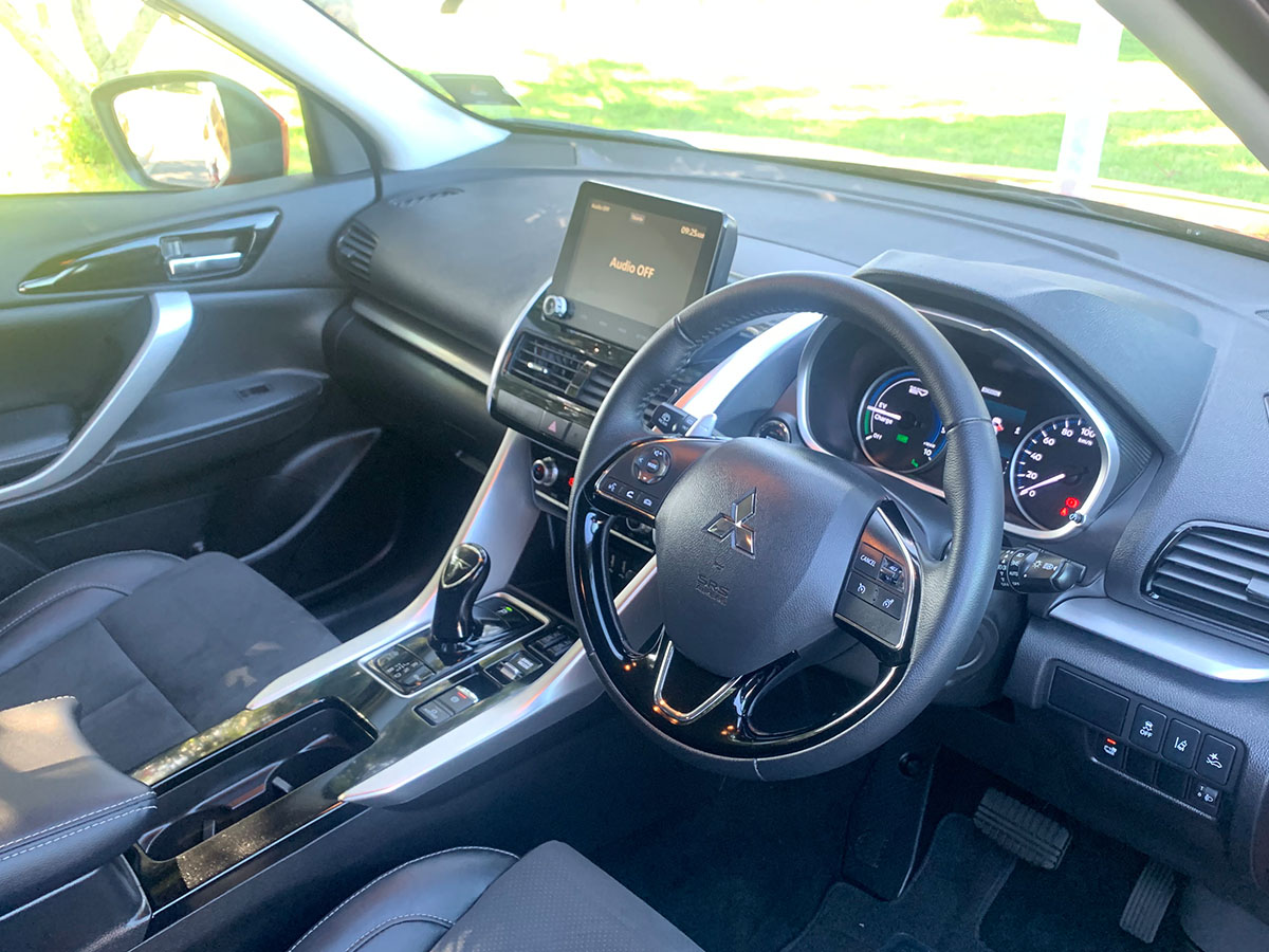 2022 Mitsubishi Eclipse Cross PHEV XLS 4WD