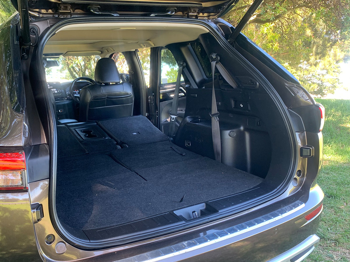 2022 Mitsubishi Outlander VRX 2WD 7 Seater 2.5L Petrol Auto