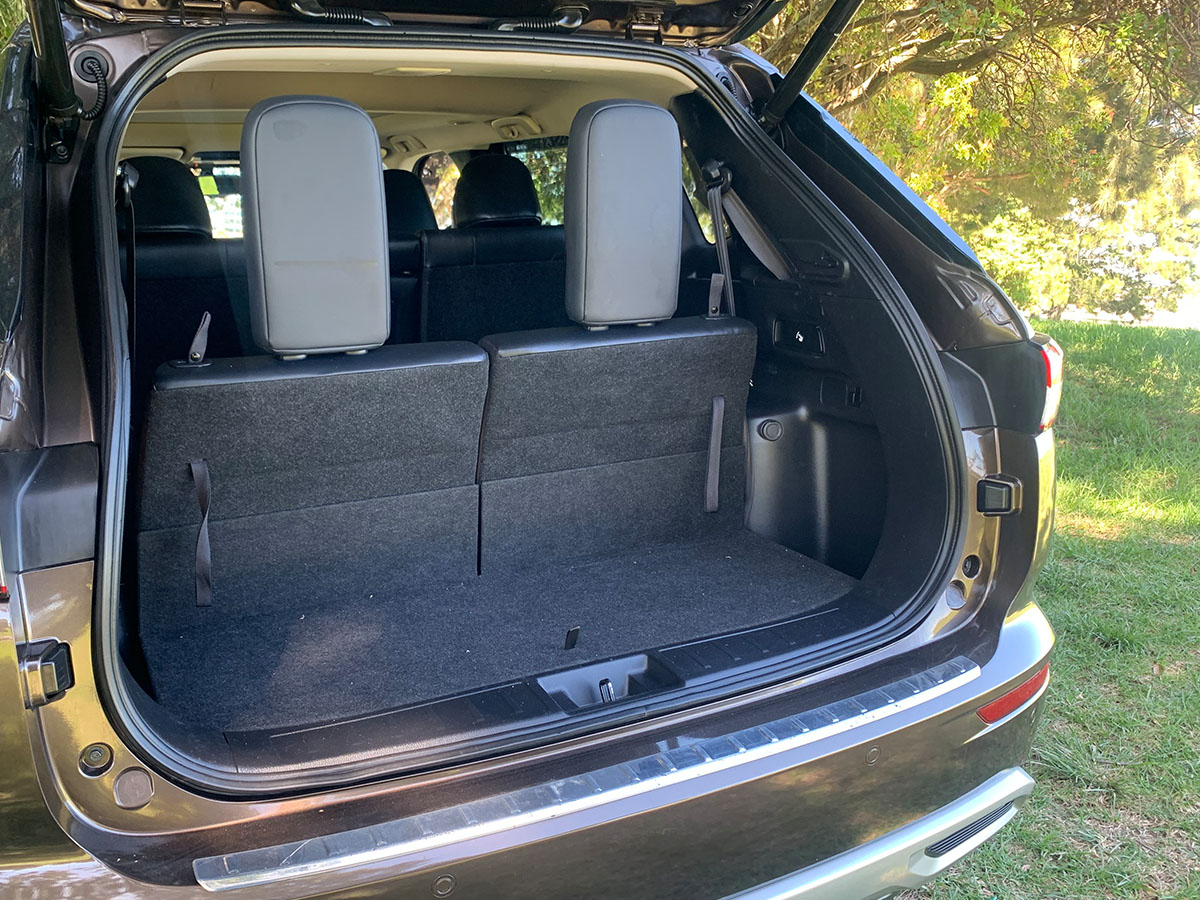 2022 Mitsubishi Outlander VRX 2WD 7 Seater 2.5L Petrol Auto