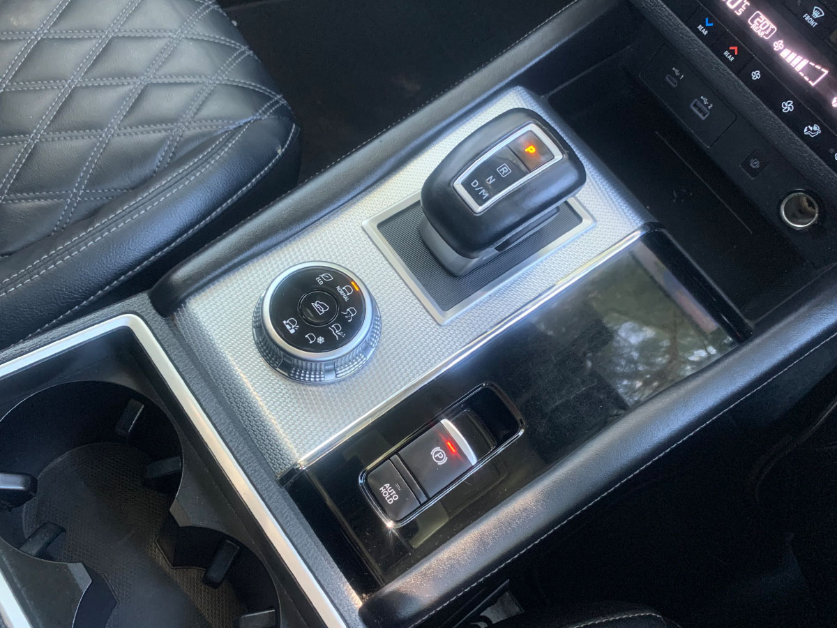 2022 Mitsubishi Outlander VRX 2WD 7 Seater 2.5L Petrol Auto