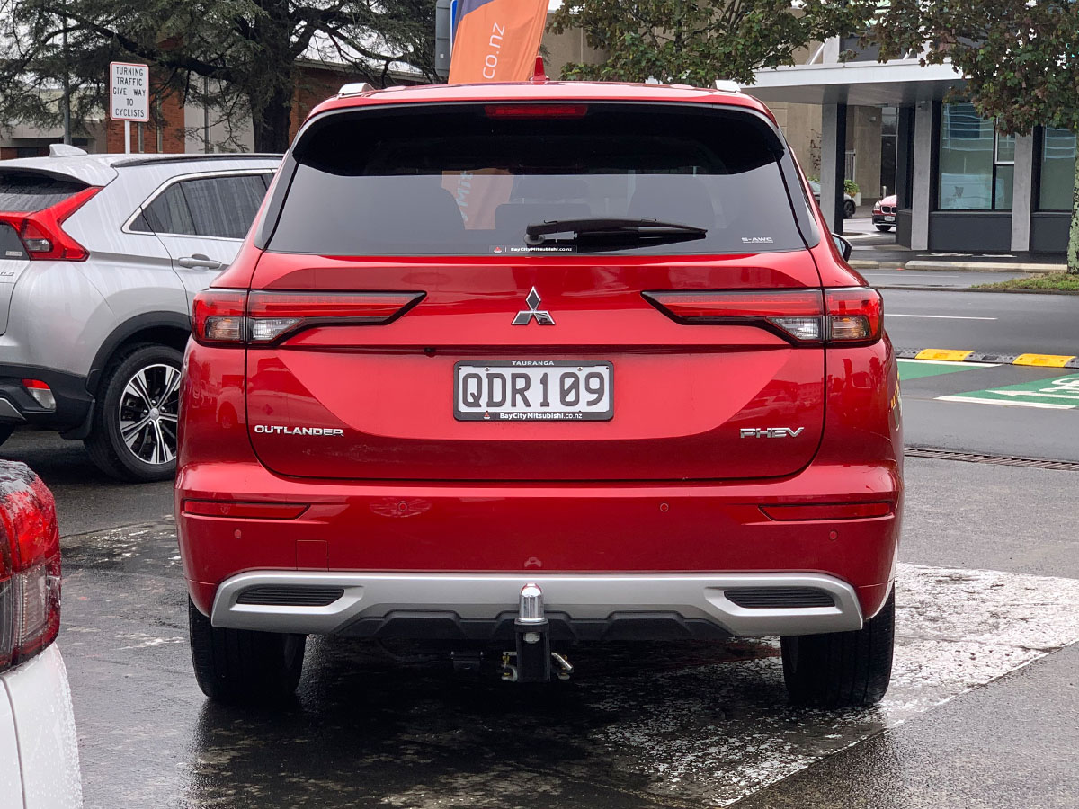 2022 Mitsubishi Outlander PHEV VRX 4WD Hybrid