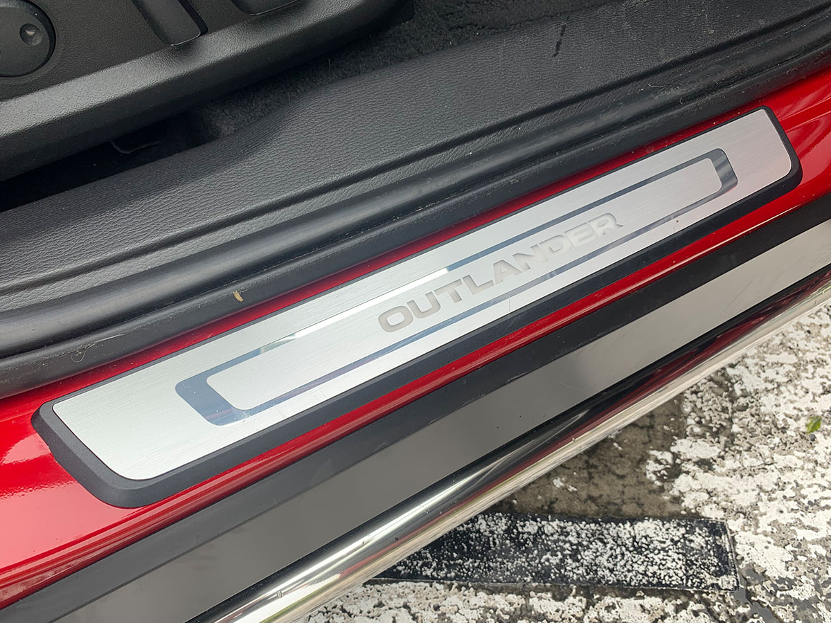 2022 Mitsubishi Outlander PHEV VRX 4WD Hybrid