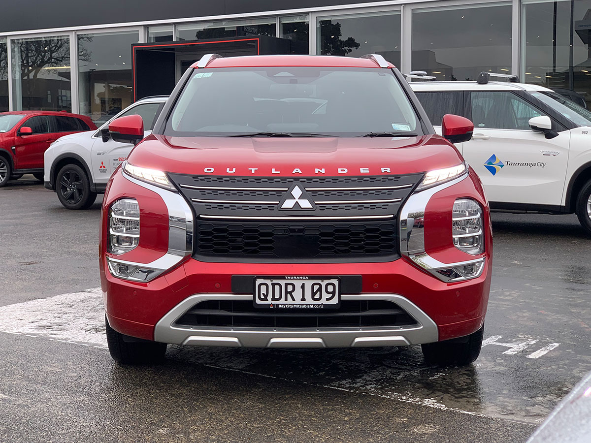 2022 Mitsubishi Outlander PHEV VRX 4WD Hybrid