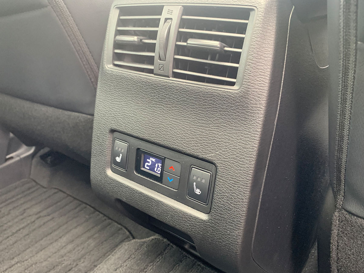 2022 Mitsubishi Outlander PHEV VRX 4WD Hybrid