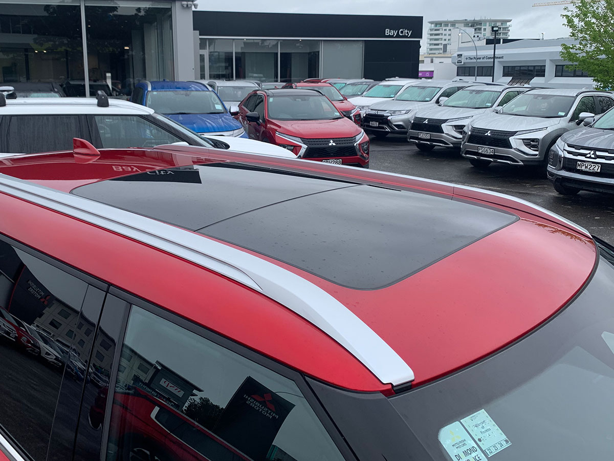 2022 Mitsubishi Outlander PHEV VRX 4WD Hybrid