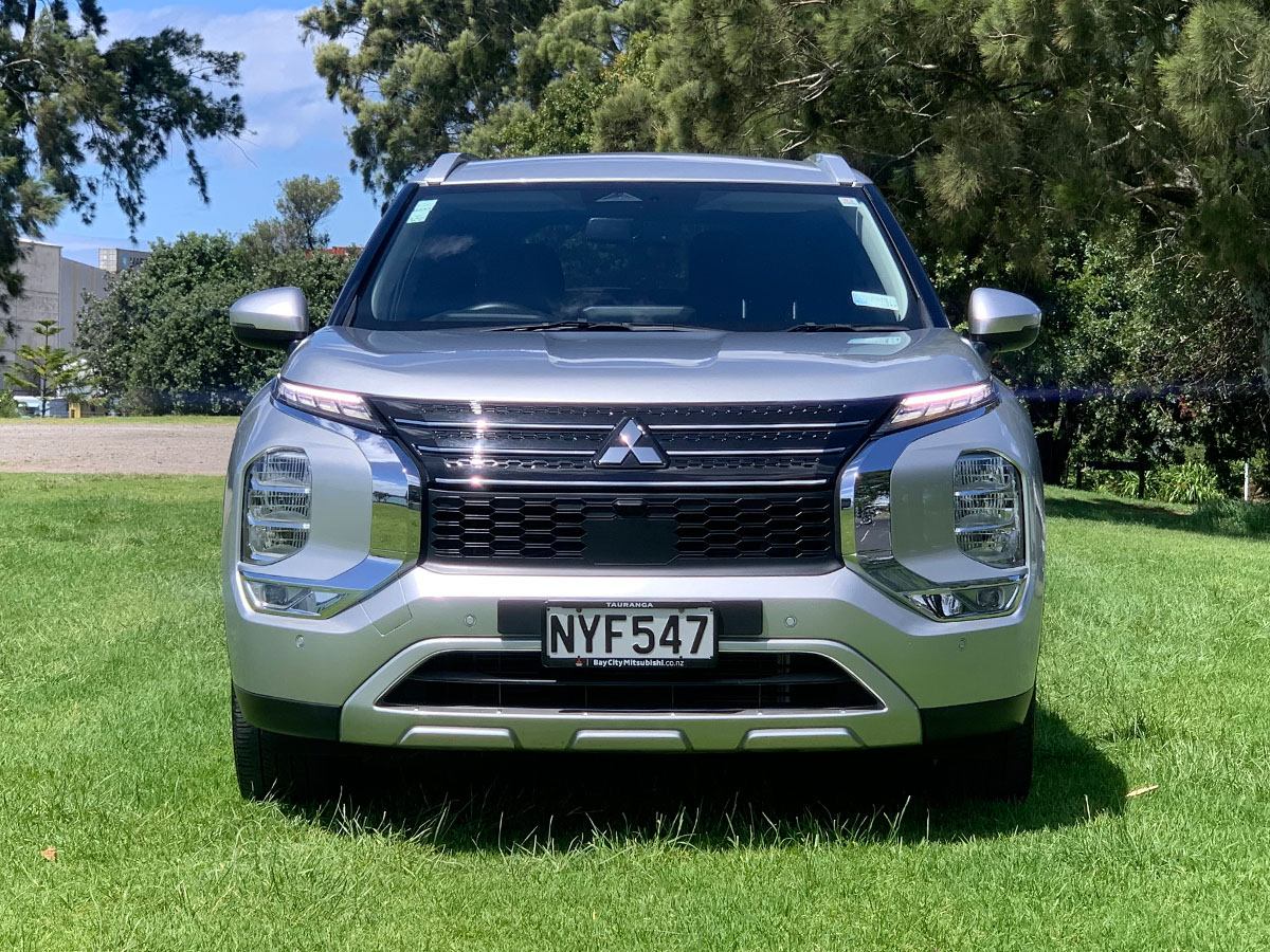 2022 Mitsubishi Outlander XLS 4WD 7 Seater 2.5L Petrol