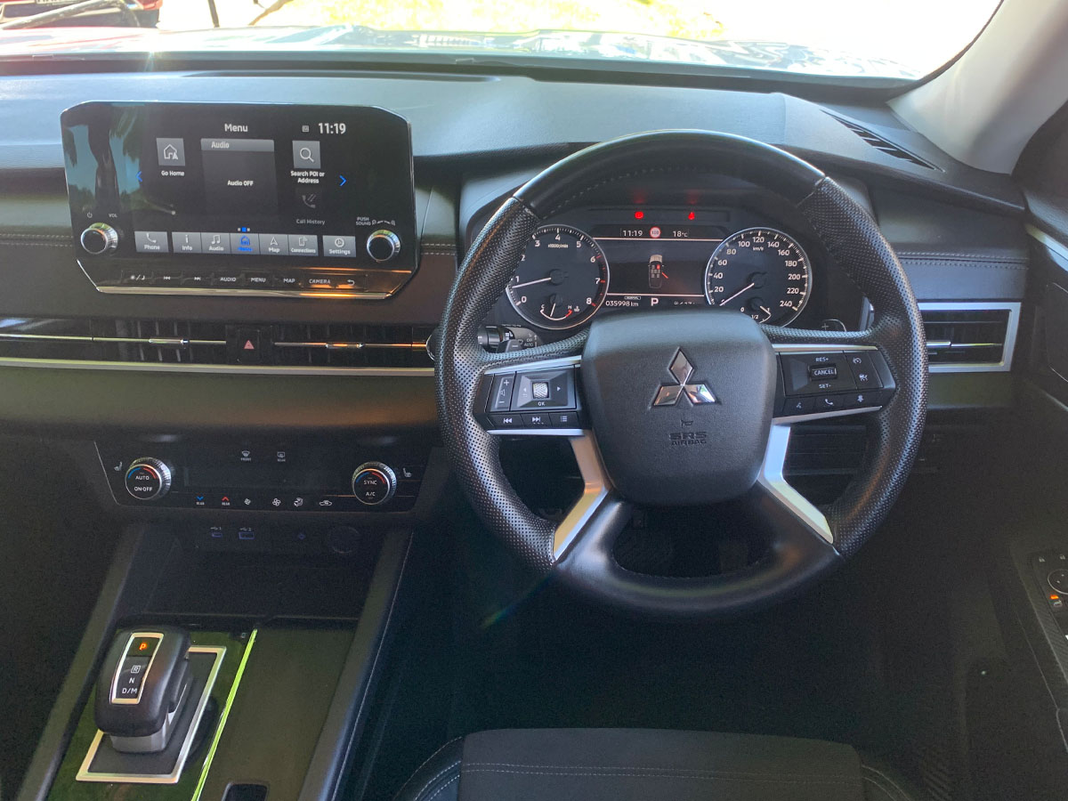 2022 Mitsubishi Outlander XLS 2WD 7 Seater 2.5L Petrol