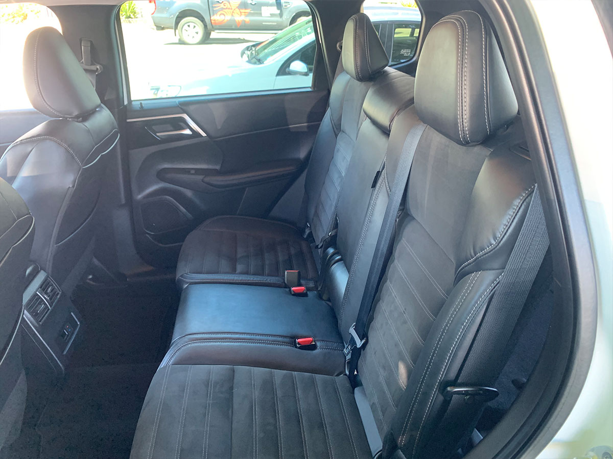 2022 Mitsubishi Outlander XLS 2WD 7 Seater 2.5L Petrol