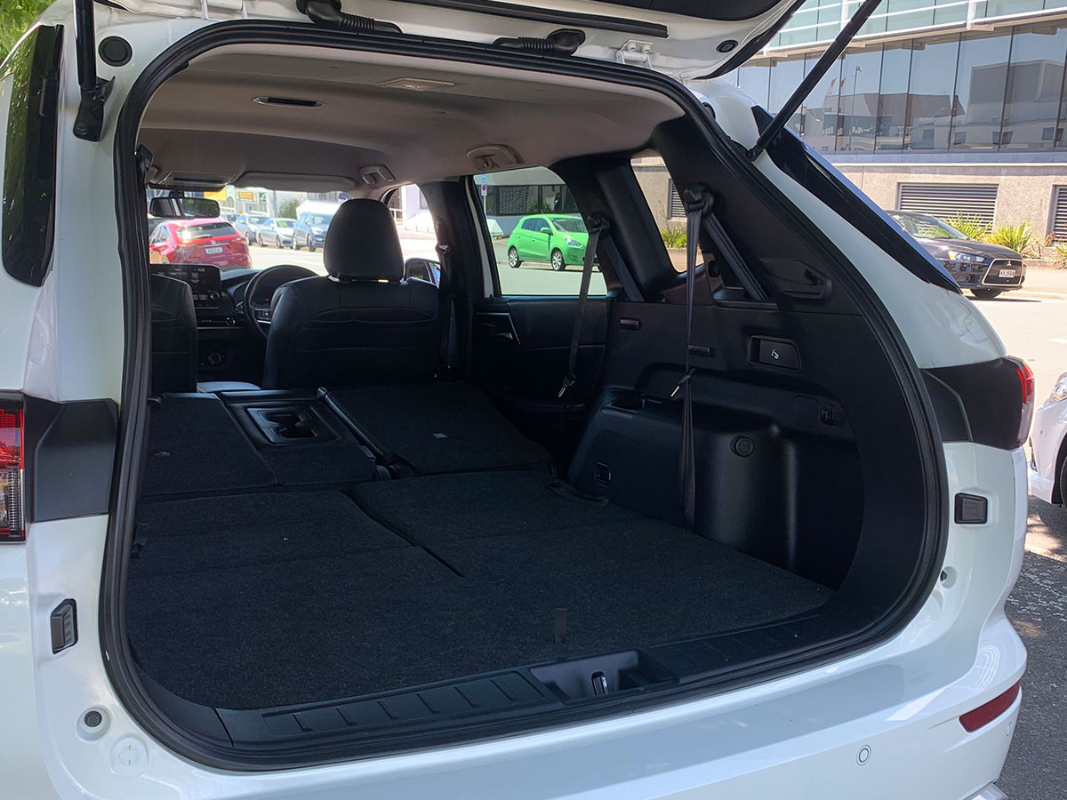 2022 Mitsubishi Outlander XLS 2WD 7 Seater 2.5L Petrol