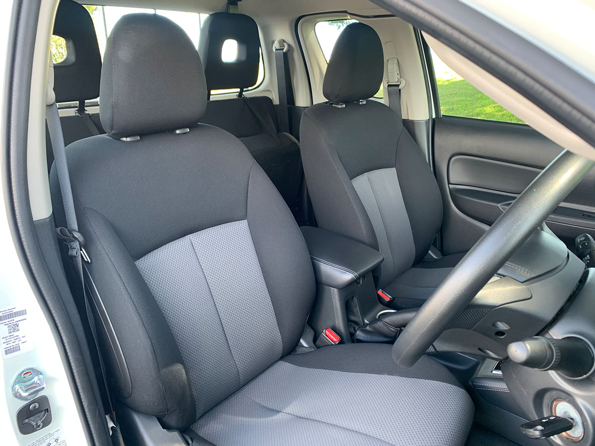 2023 Mitsubishi Triton GLX Club Cab Chassis 4WD 2.4L Diesel Turbo Auto