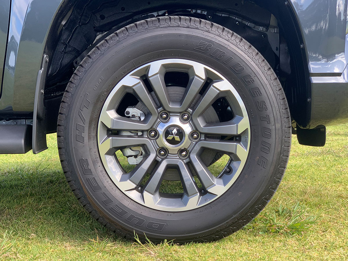 2023 Mitsubishi Triton VRX Double Cab 4WD Auto