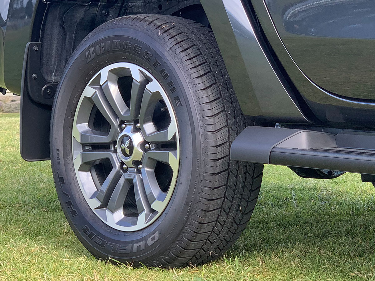 2023 Mitsubishi Triton VRX Double Cab 4WD Auto