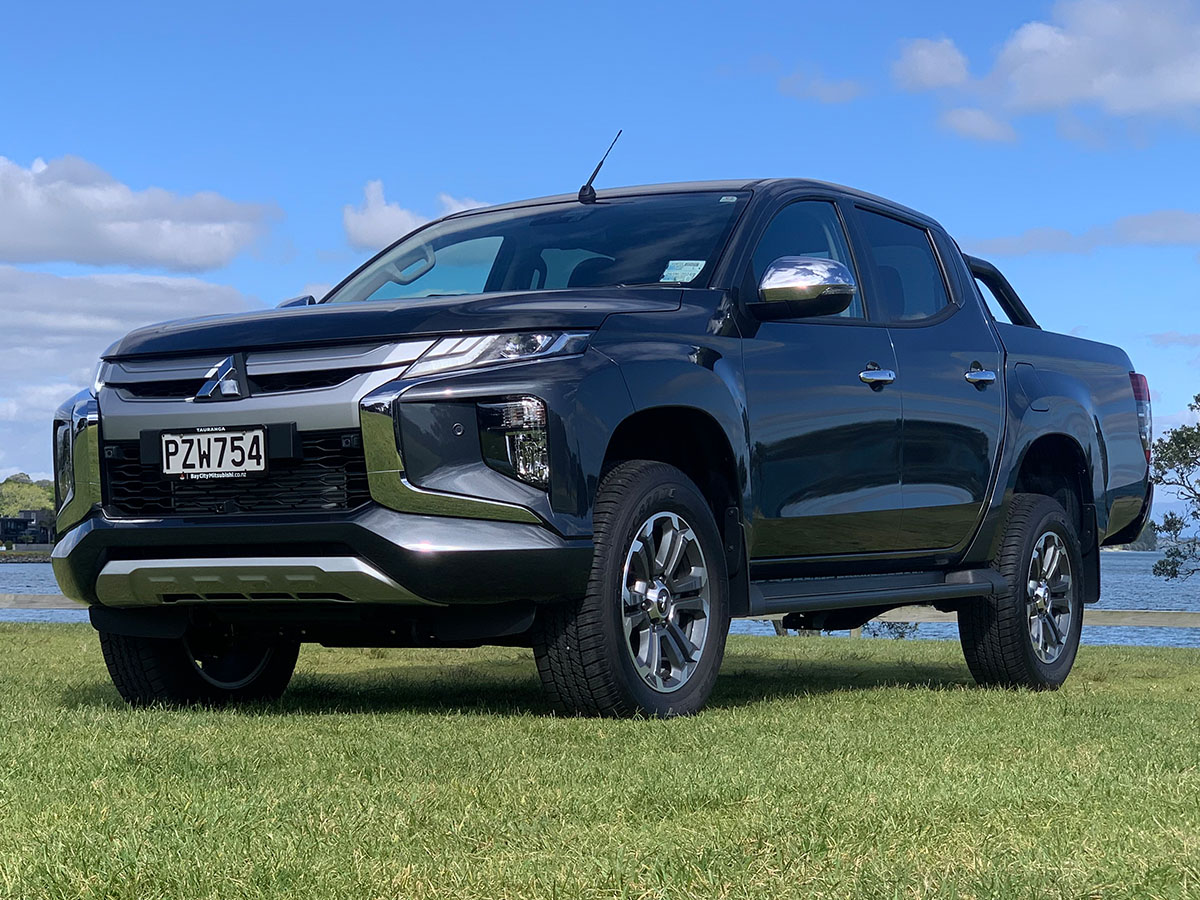 2023 Mitsubishi Triton VRX Double Cab 4WD Auto