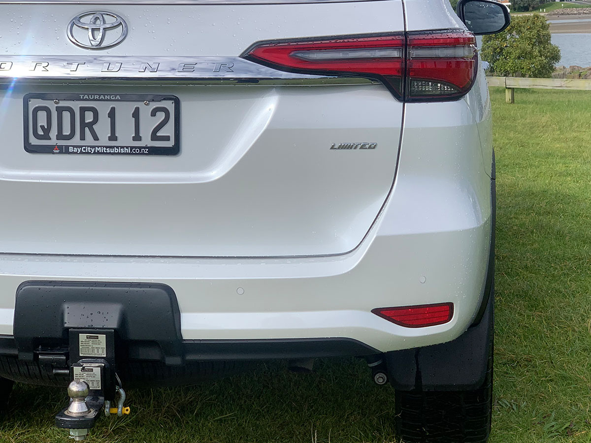 2023 Toyota Fortuner Limited 2.8L Diesel Turbo 4WD