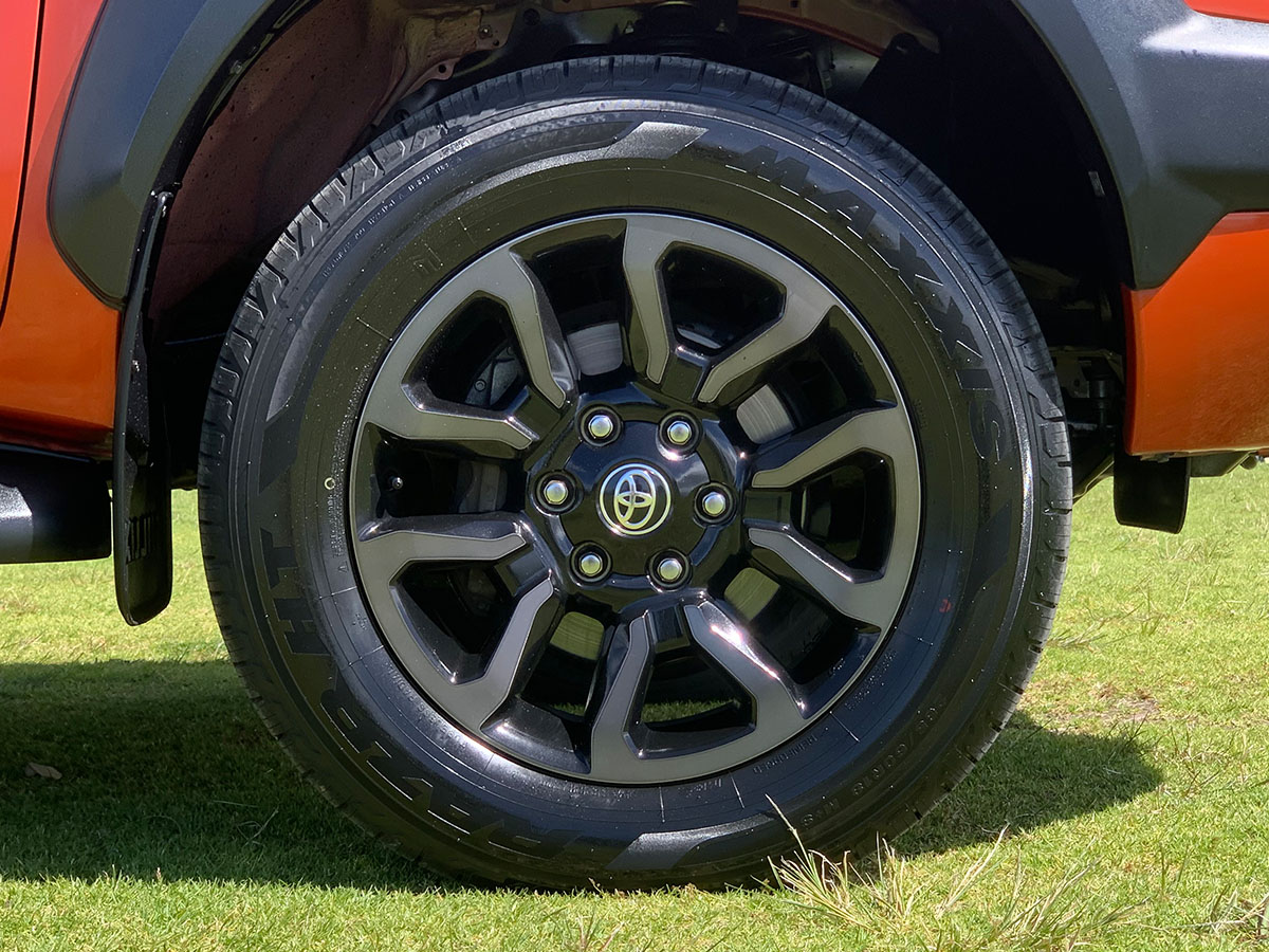 2020 Toyota Hilux SR5 Cruiser 4WD 2.7L Diesel Turbo Auto