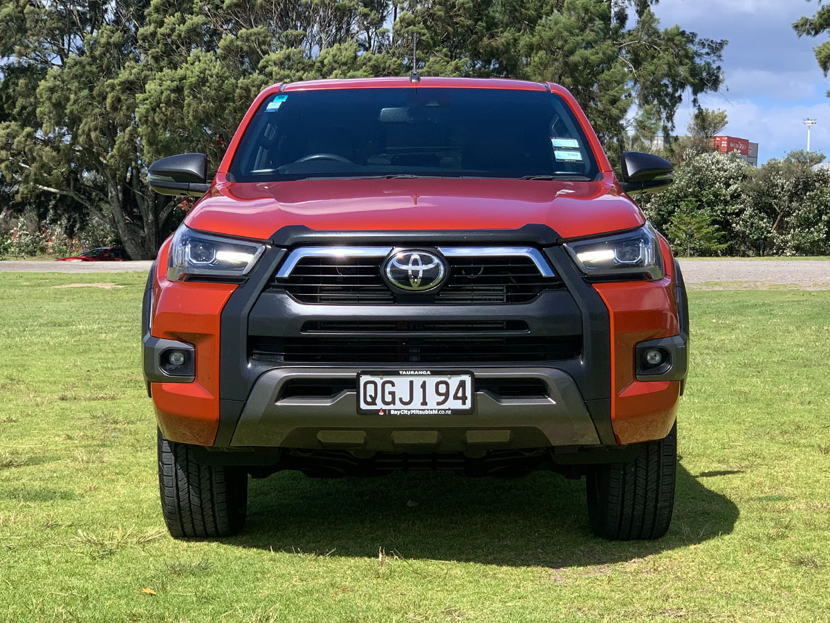 2020 Toyota Hilux SR5 Cruiser 4WD 2.7L Diesel Turbo Auto