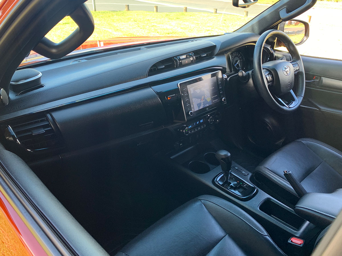 2020 Toyota Hilux SR5 Cruiser 4WD 2.7L Diesel Turbo Auto